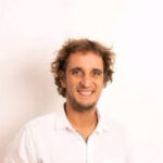 <a href="http://onaessayedeleperdre.com/">Alex Schohn</a>